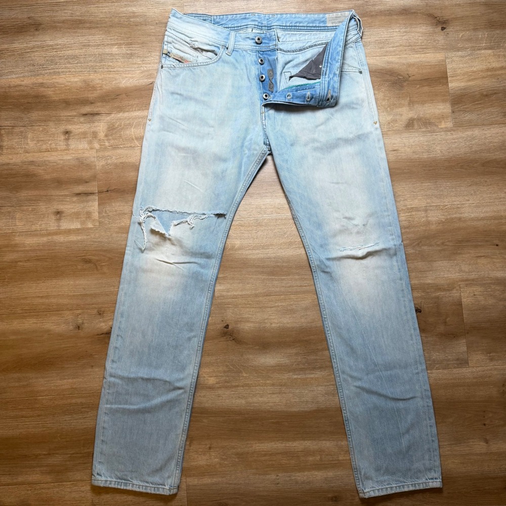 Diesel Belther Jeans Mens 33x32 Light Wash Distressed Slim Tapered Denim 0827F